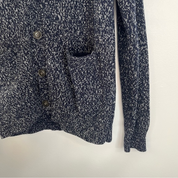 Brooklyn Calling NYC Cardigan - Picture 5 of 14